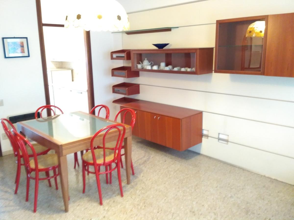 Condominio Villa Chiara Lignano Sabbiadoro Kültér fotó