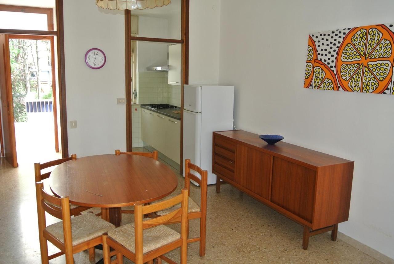 Condominio Villa Chiara Lignano Sabbiadoro Kültér fotó